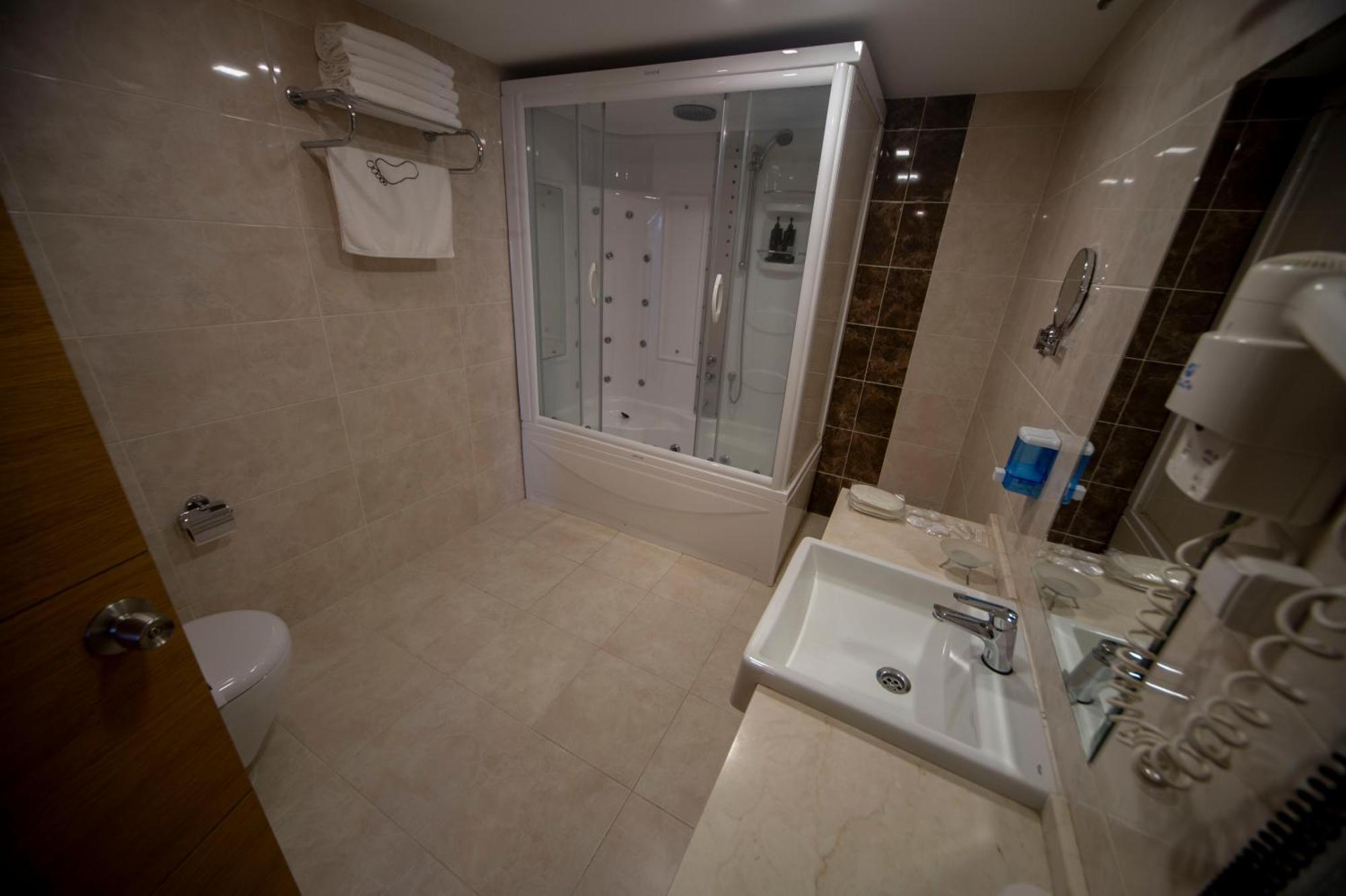 Grand Itimat Hotel Denizli  Buitenkant foto