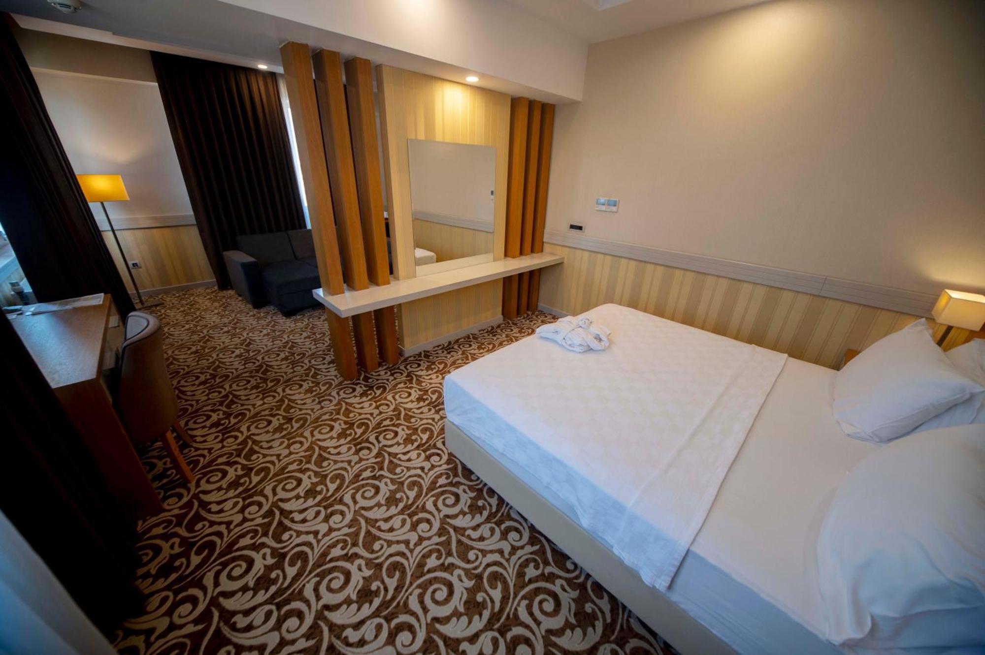 Grand Itimat Hotel Denizli  Buitenkant foto